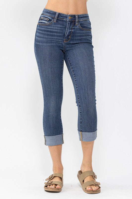 Judy Blue Mid Rise Cuffed Capris